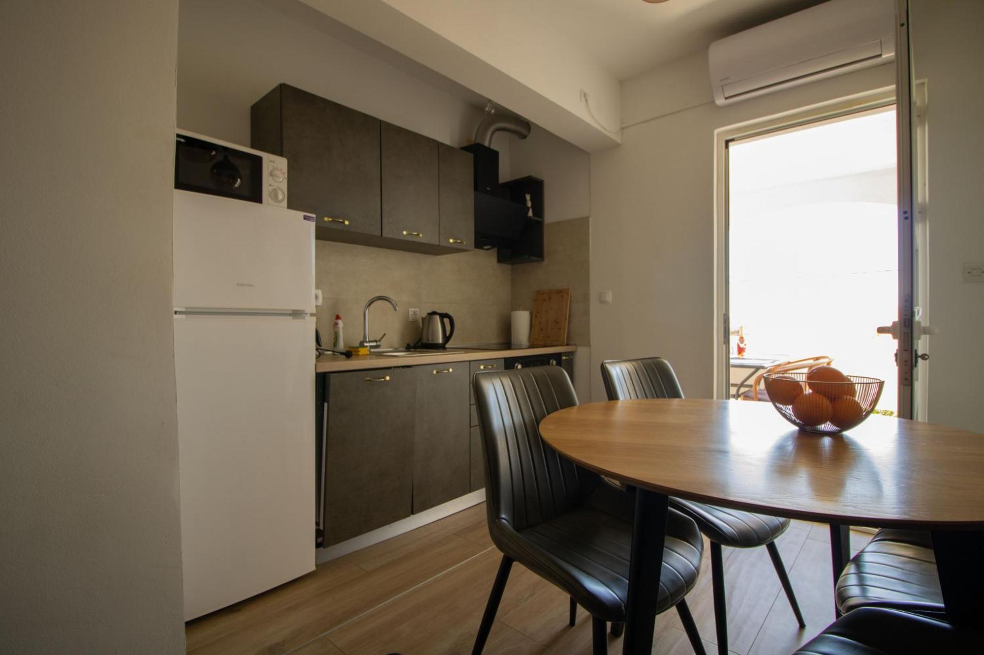 Apartments Petar Maksan Pakoštane Buitenkant foto